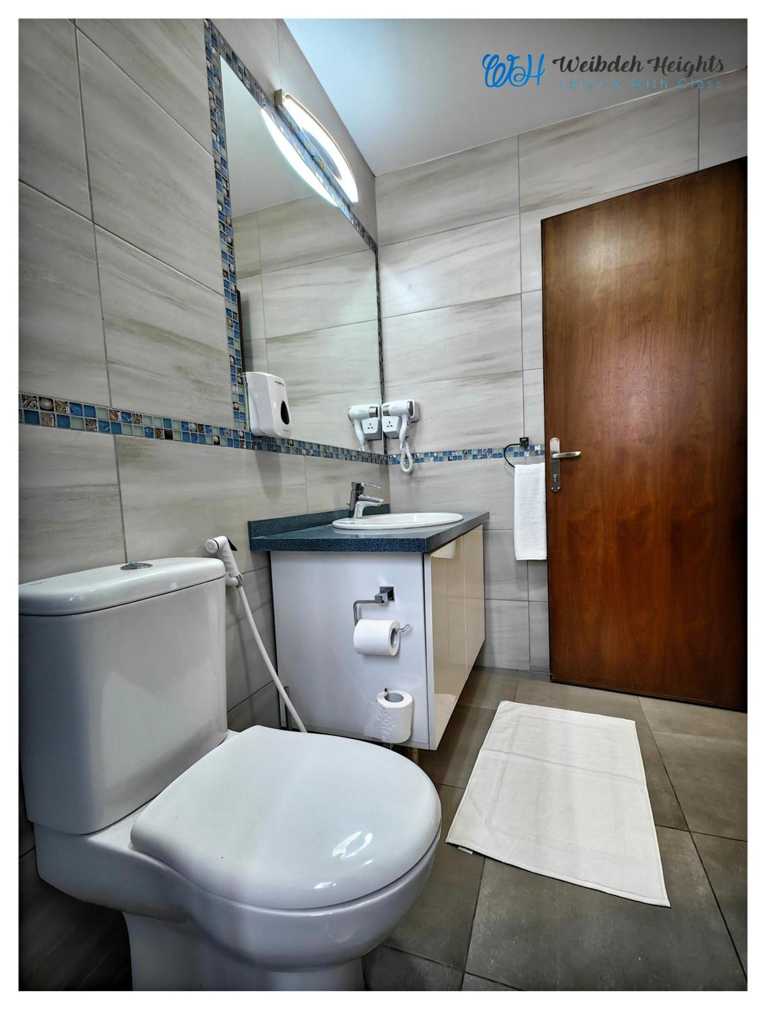 Weibdeh Heights Hotel Suites Амман Екстер'єр фото